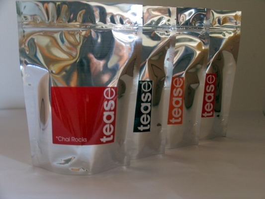 Coffee / Tea Laminated Aluminum Foil Stand Up Pouch , Candy Snack Eco-friendly Packaging Bags